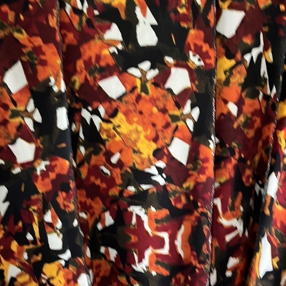 Ashley Stewart long sleeved blouse. Size 22/24. New with tag. - Picture 5 of 8